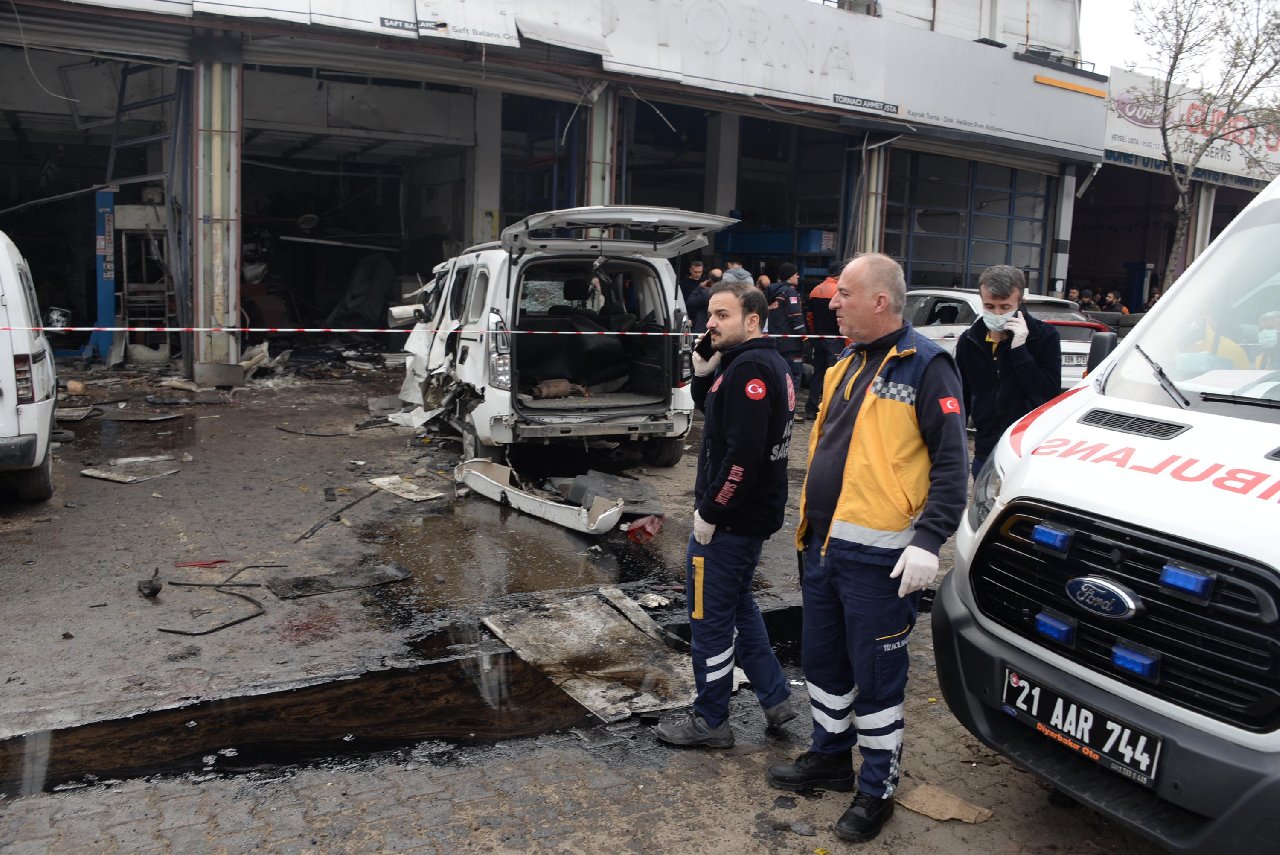 Diyarbakır'da sanayi sitesindeki patlamada yaralananlardan 1'i öldü