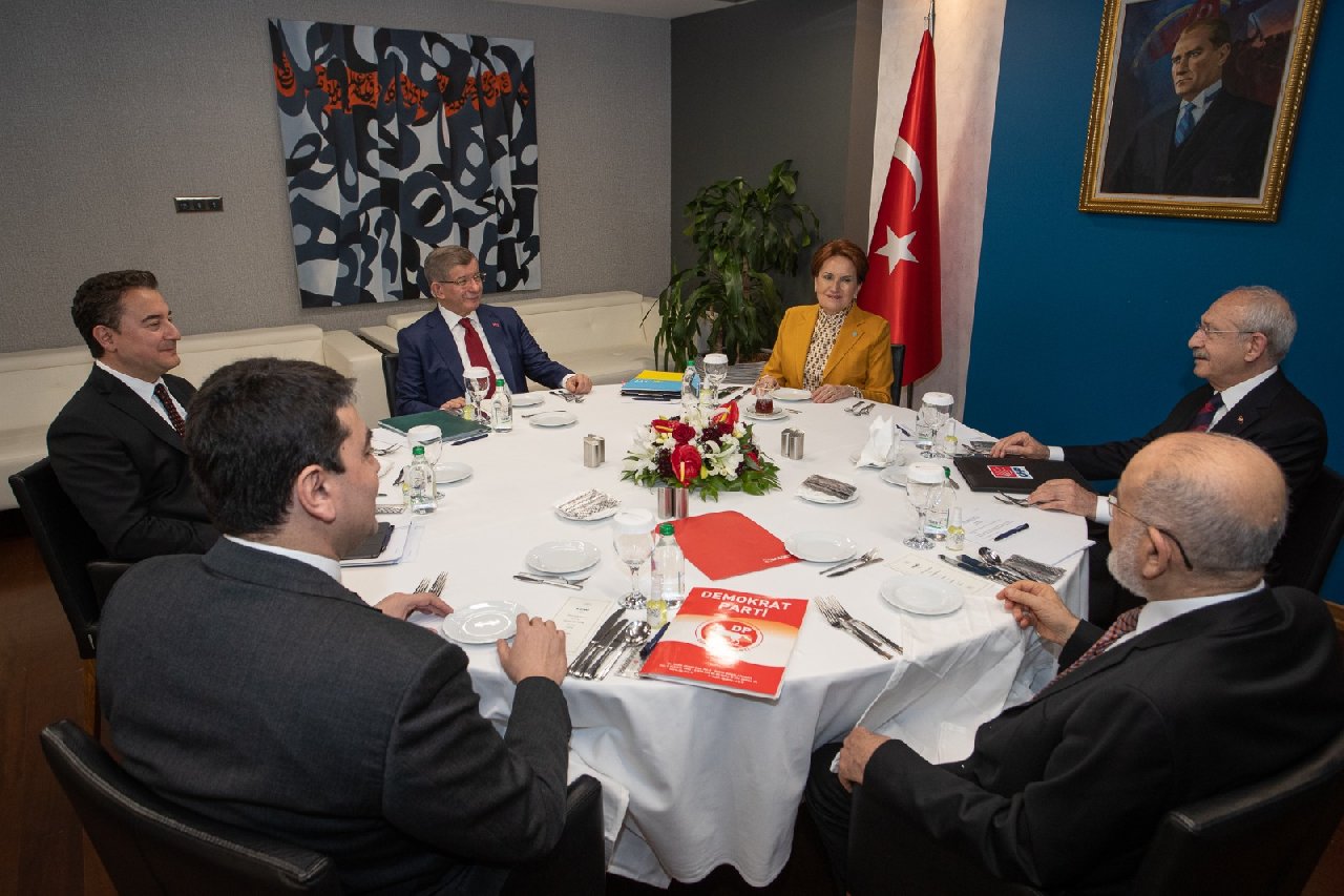 6 muhalefet lideri ikinci kez buluştu: ""Siyasi mühendislikten etkilenmeyeceğiz"