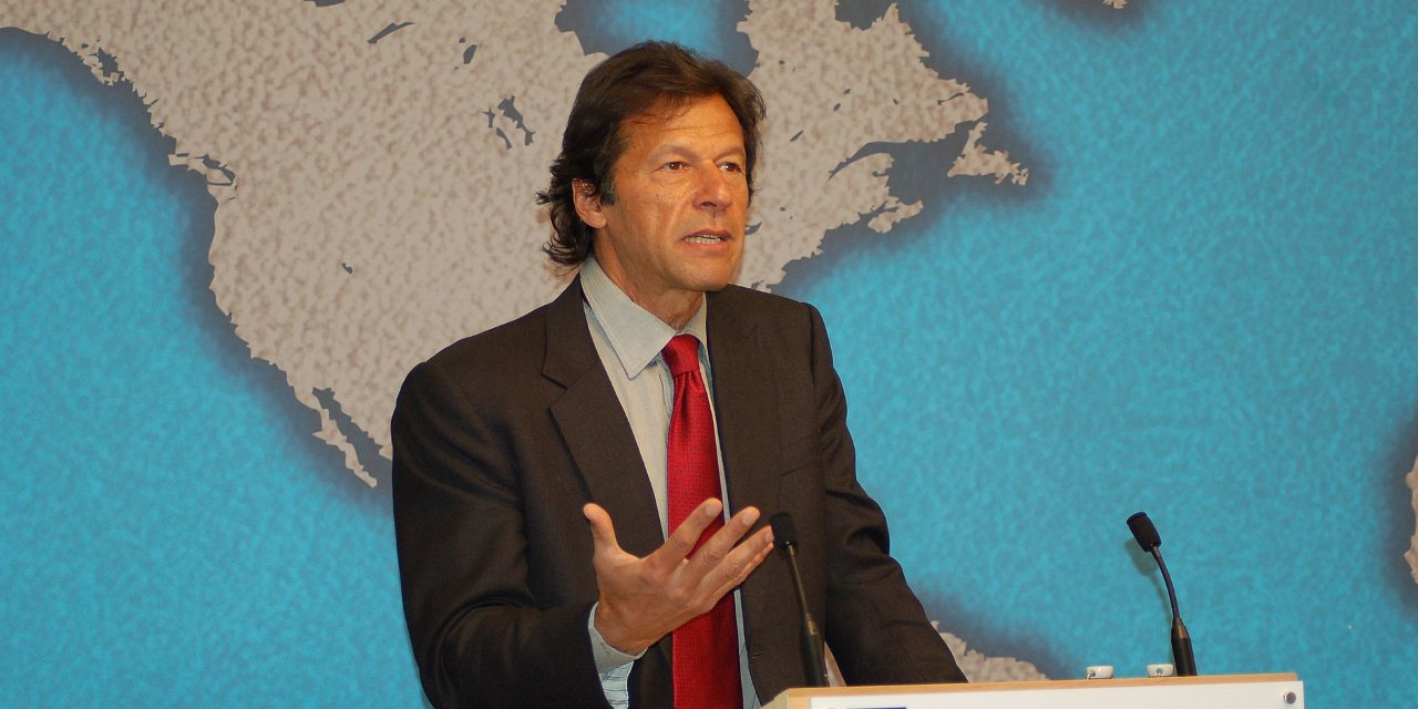 Pakistan'ın eski başbakanı İmran Han hakkında soruşturma başlatıldı
