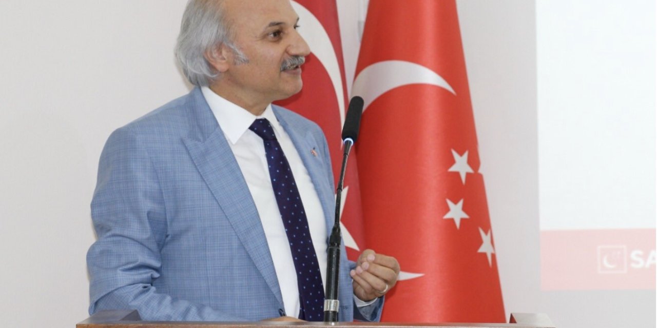AKP ve Saadet arasında Erbakan kavgası: "Hoca sizin dönemizde ev hapsinde yaşadı"
