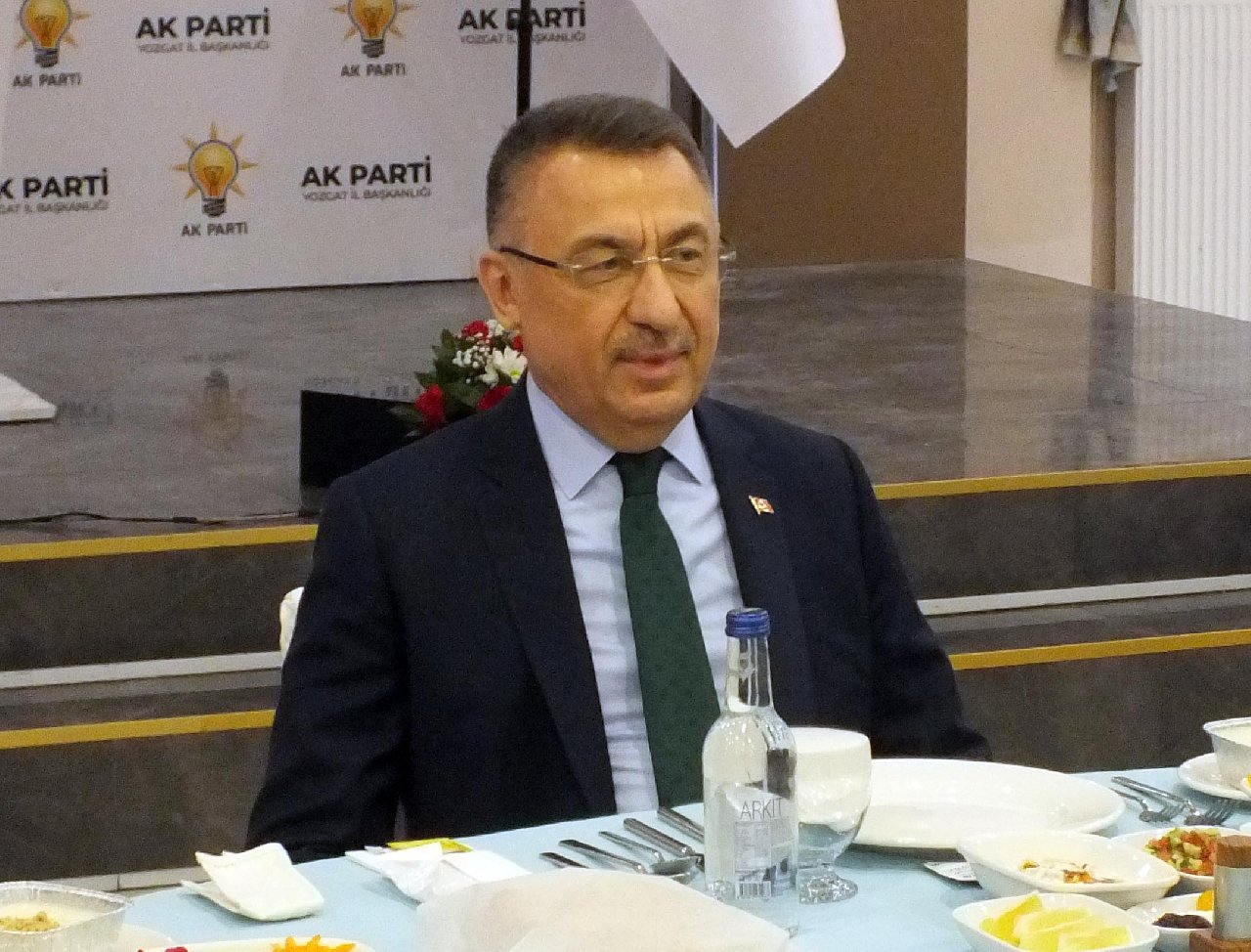 Cumhurbaşkanı Yardımcısı Fuat Oktay: "Altılı masaya PKK'yı da HDP'yi de ekleyin"