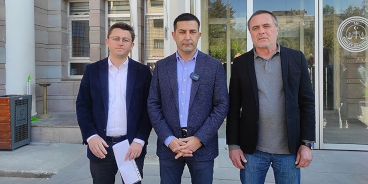 Kuşadası Belediye Başkanı, kendisini suçlayan Poyraz'dan şikayetçi oldu