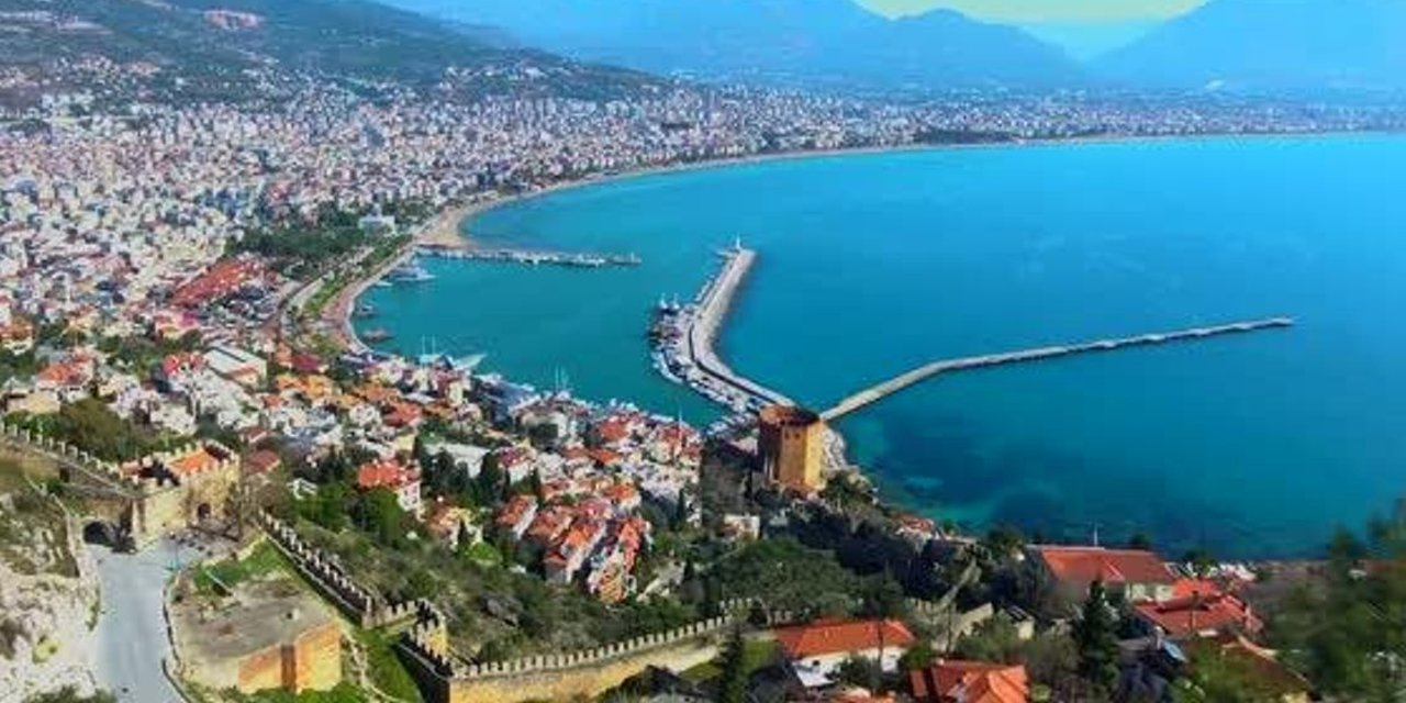'Emekli ve dar gelirli vatandaşların Antalya’da yaşama şansı kalmayacak'