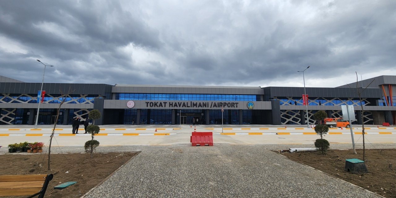 24 gün önce açılmıştı: Tokat Havalimanı'na rüzgar nedeniyle uçak inemedi