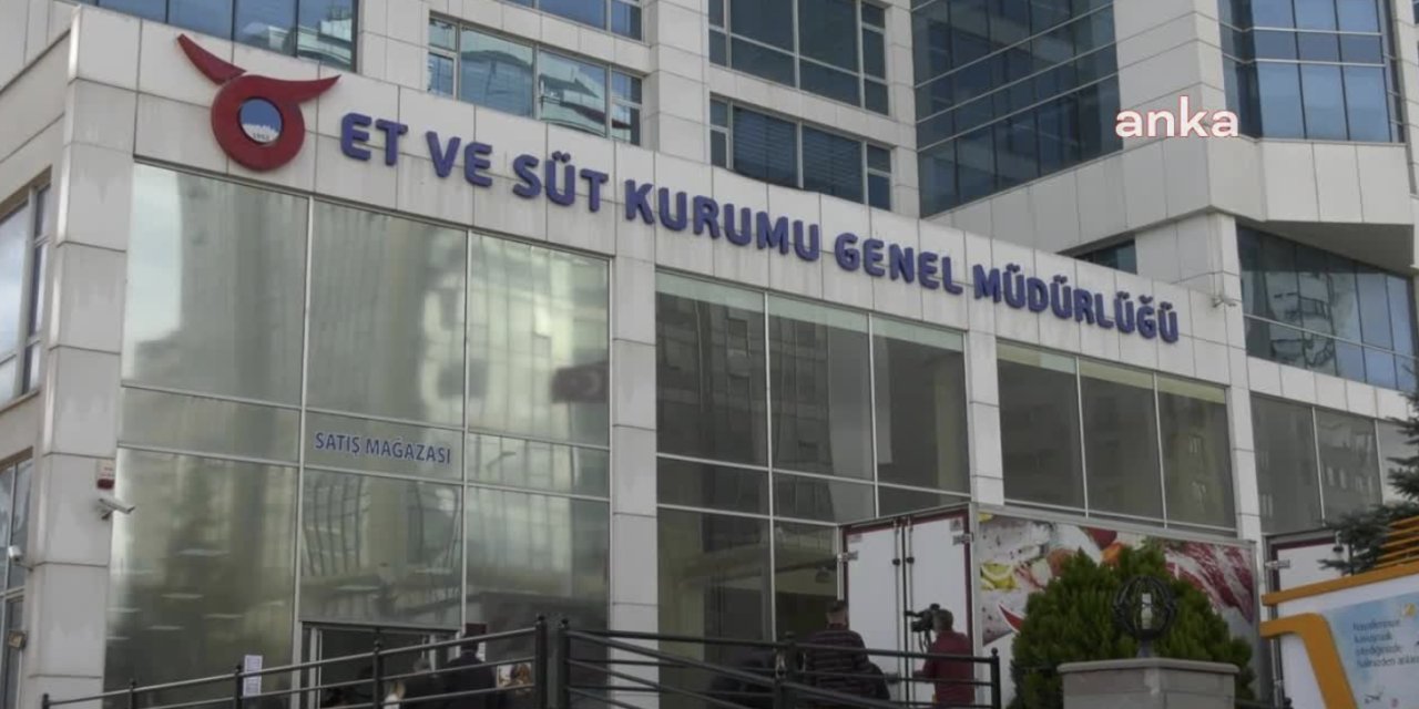 Et ve Süt Kurumu'nda başkandan sonra üç yönetim kurulu üyesi de görevden alındı