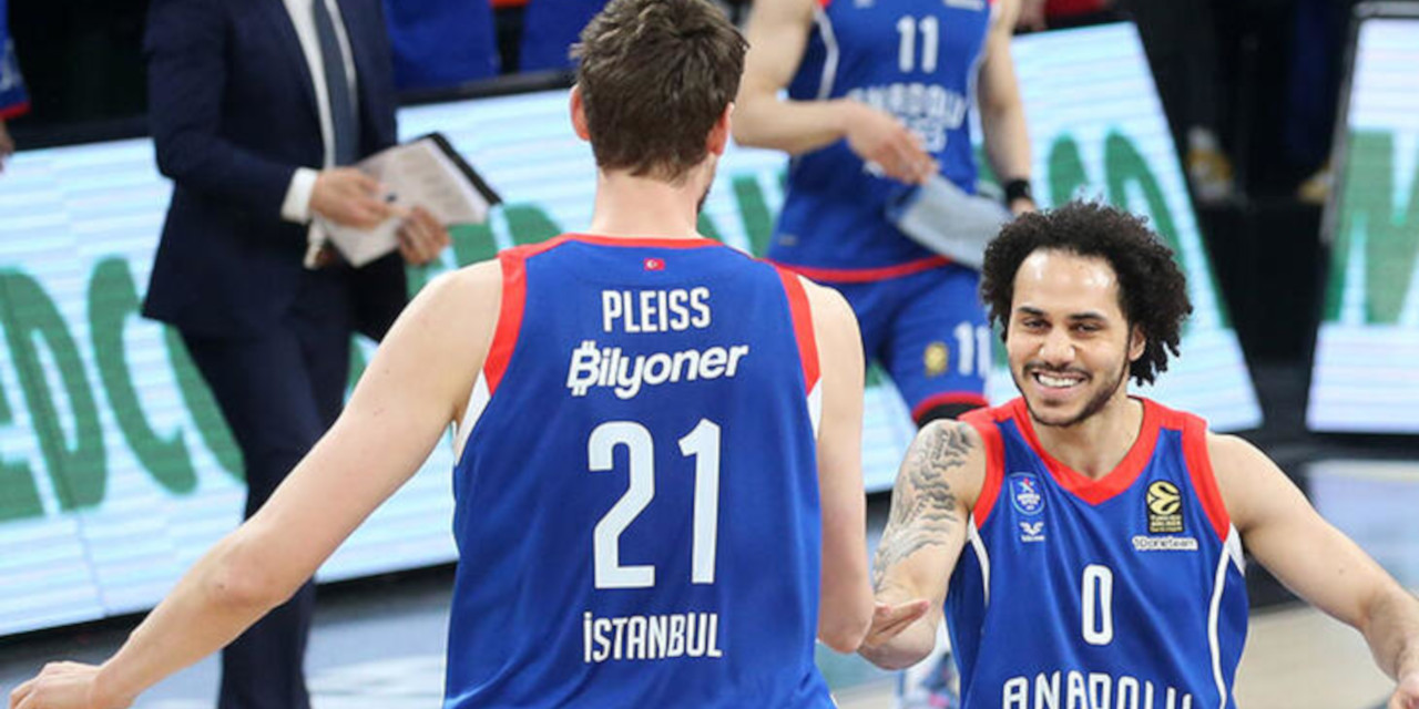 Anadolu Efes, üçüncü kez Final Four'da