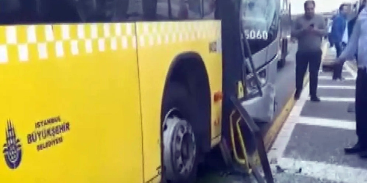 Beylikdüzü'nde metrobüsler çarpıştı: 6 yaralı