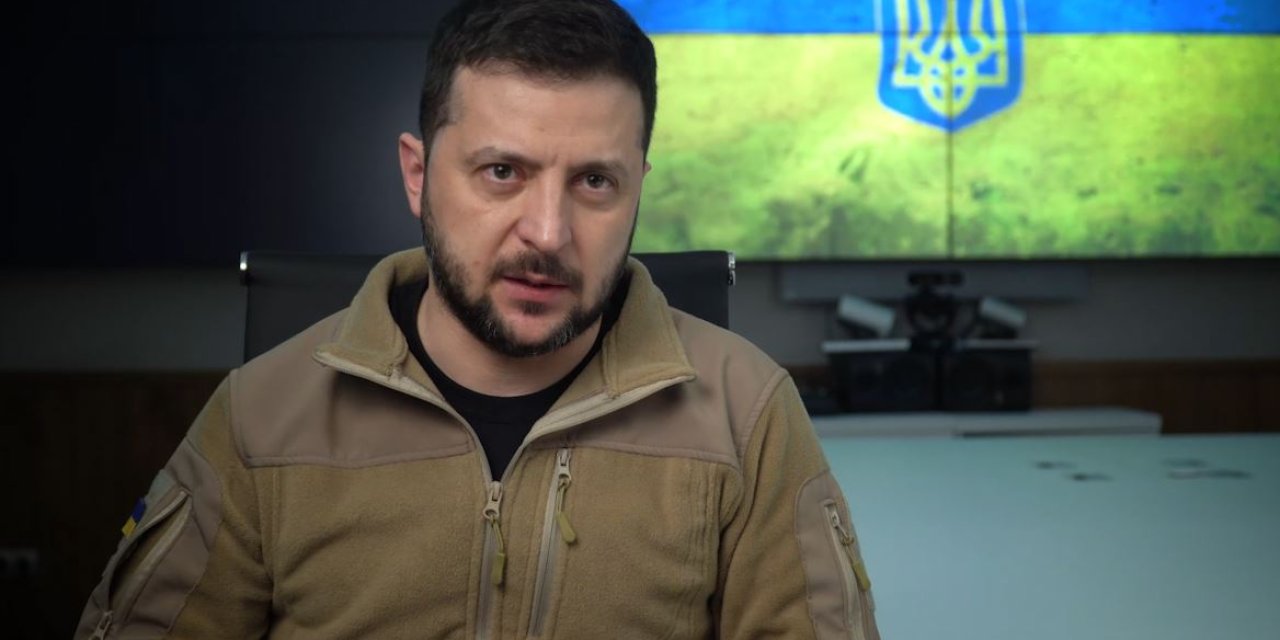 Zelenski açıkladı: Azovstal'da sivillerin tahliyesi tamamlandı