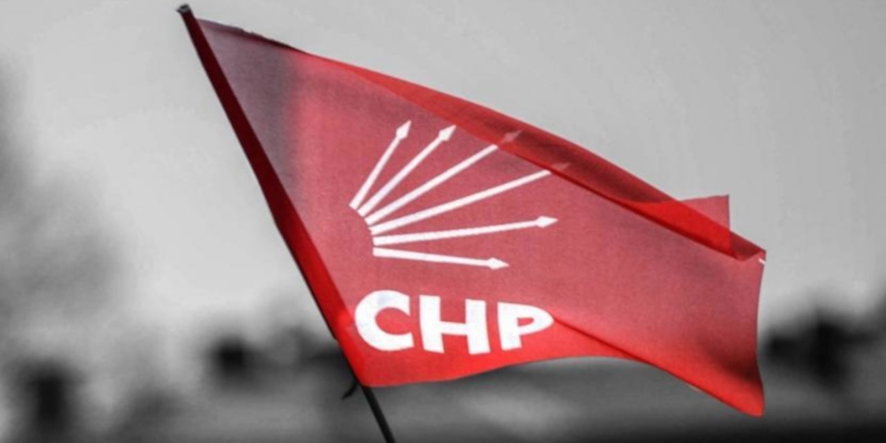 CHP, Maltepe Belediyesi'nin ayakkabı hediyesini kabul etmedi