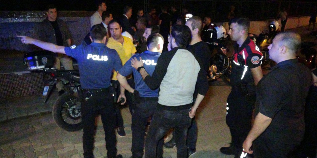 Eşinin sığındığı evi basan Civanım'ı mahalleli tekme tokat dövdü