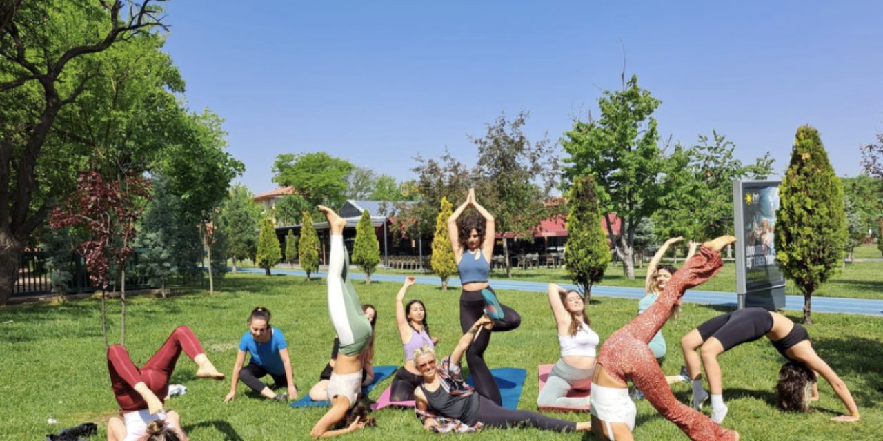 Eskişehir'de güvenlikçiler yoga yapanları engelledi