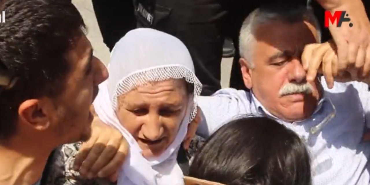 Adalet Nöbeti'ne polis engeli: Darp ederek gözaltına aldılar