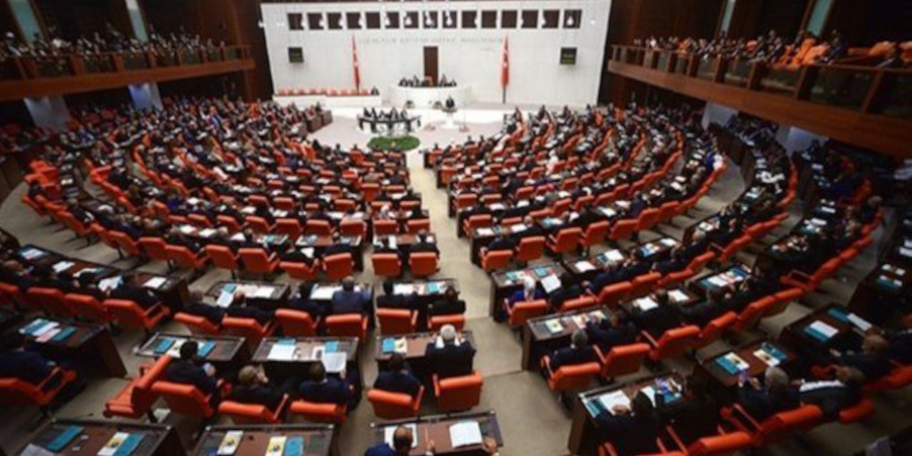 AKP'den yeni yasa teklifi: 6. Yargı Paketi TBMM'de