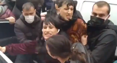 Kadıköy’deki kadın buluşması nedeniyle gözaltına alınan 9 kişiden 2'sine ev hapsi