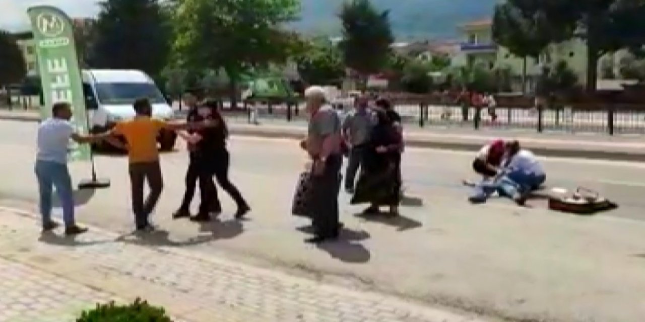 Bursa'da komşu kavgası: Bıçaklanan iki kardeşten biri öldü