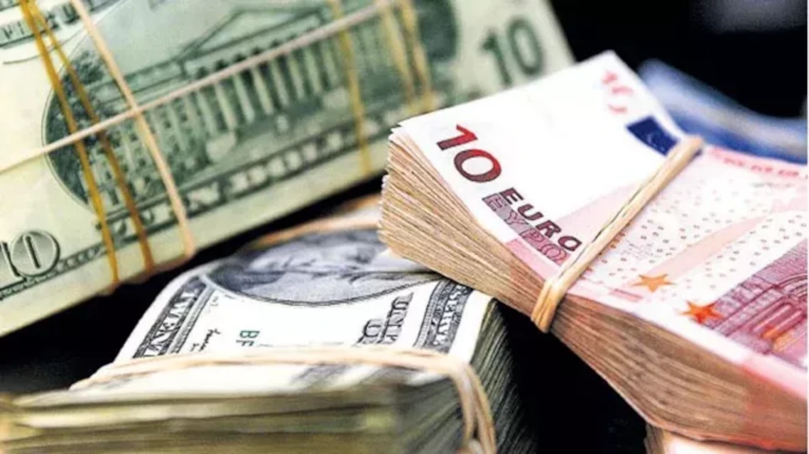 Erdoğan'ın ateşlediği dolar kuru durdurulamıyor: 17 TL'yi aştı