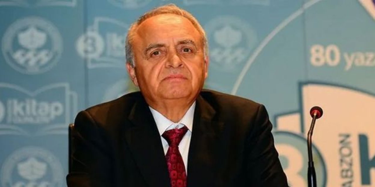 Eski İstihbarat Daire Başkanı Sabri Uzun'un rütbeleri söküldü