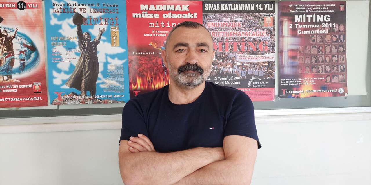 Alevi konfederasyonu kurucusu ve eski vekil Turgut Öker gözaltına allındı