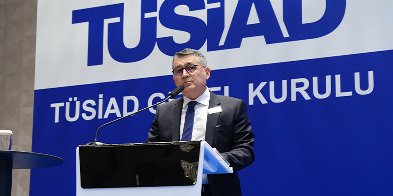 TÜSİAD Başkanı Turan: Fakirleşerek büyüyoruz