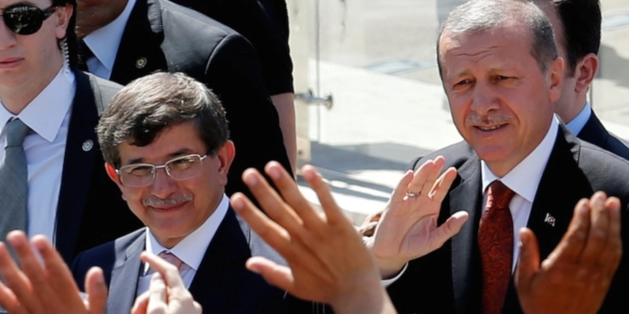 Davutoğlu, Erdoğan'ı televizyona çağırdı: Dava nedir, sana da o Pelikan çetesine de öğreteyim
