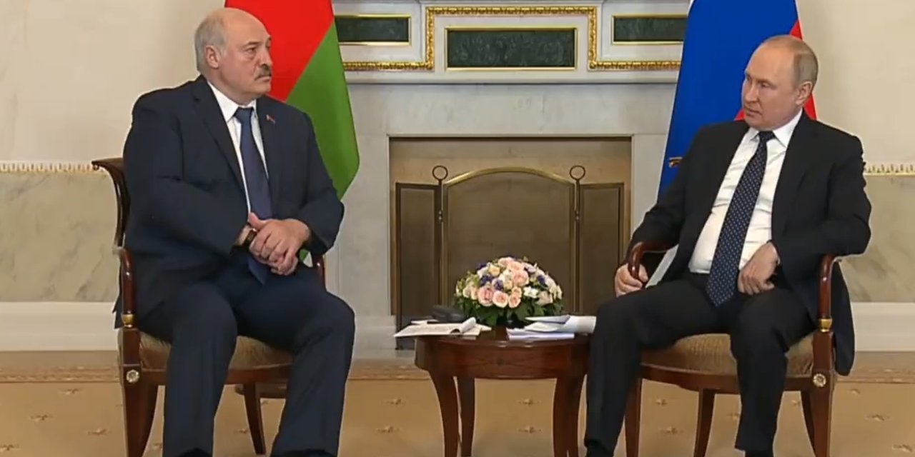 Putin Belarus'a nükleer füze gönderme sözü verdi