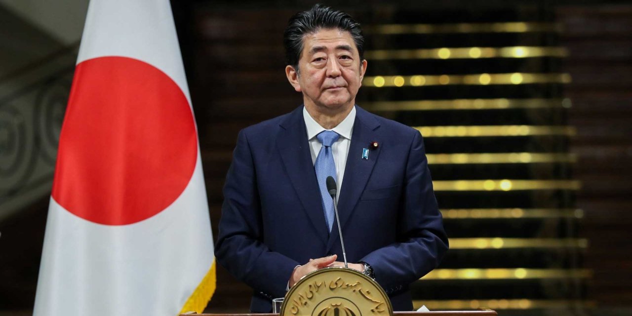 Silahlı saldırıya uğrayan eski Japonya Başbakanı Shinzo Abe hayatını kaybetti