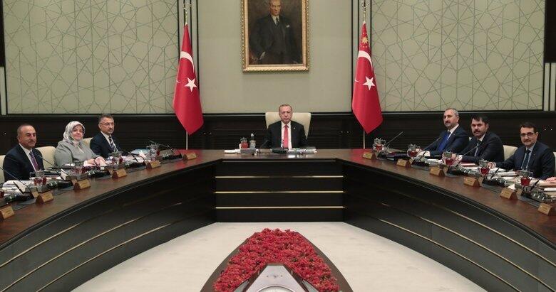 AKP kulislerinde geniş çaplı kabine revizyonu beklentisi