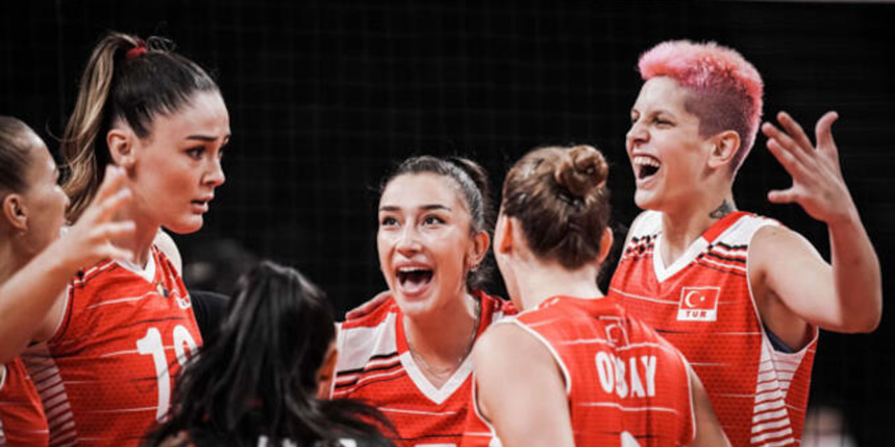 Türkiye A Milli Kadın Voleybol Takımı yarı finalde: Rakip İtalya oldu