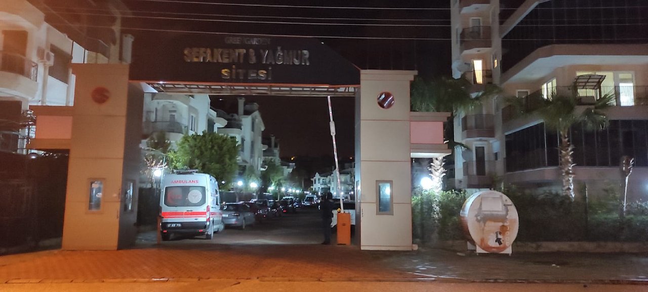 Antalya'da aynı aileden 4 kişi öldürüldü