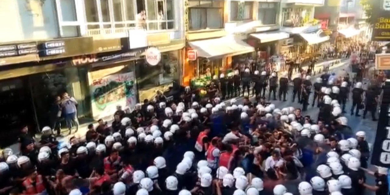 Kadıköy'deki Suruç anmasında 106 kişi gözaltına alındı