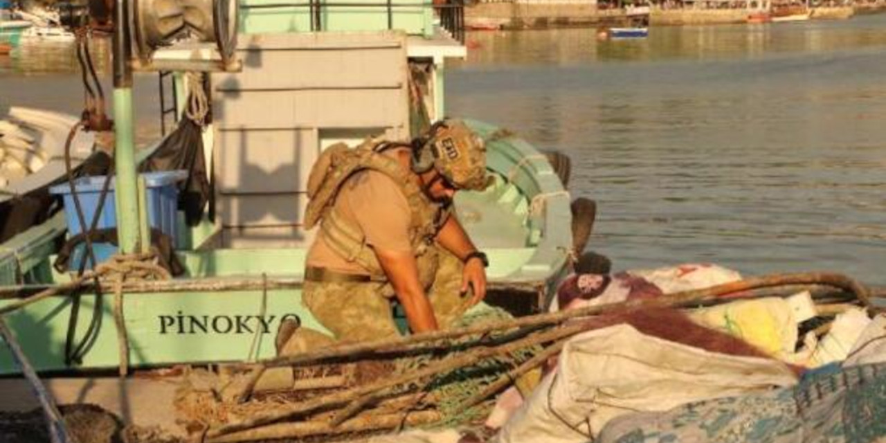 Balıkçıların ağına 'havan mermisi' takıldı