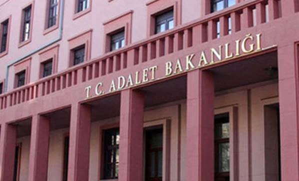 Adalet Bakanlığı'ndan Ankara Barosu'na isim değişikliği talebi: 'Çoklu baro yasasının devamı niteliğinde'