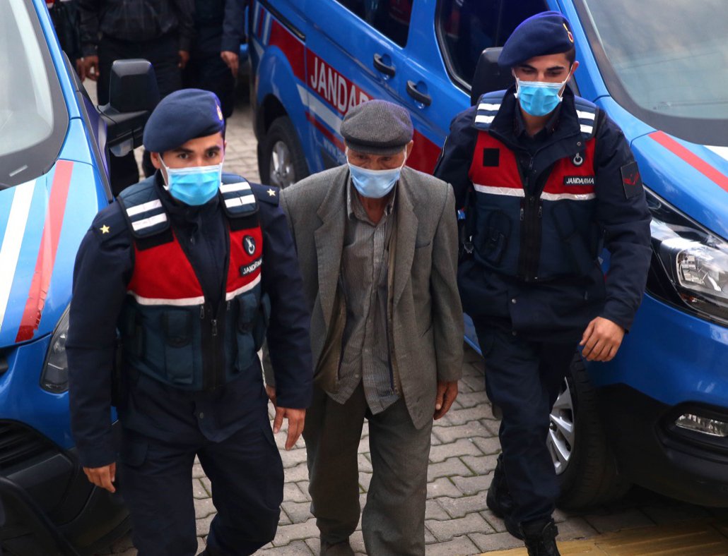 Müslüme Yağal duruşması: Biyolojik babası çıkan dede suçlamaları reddetti