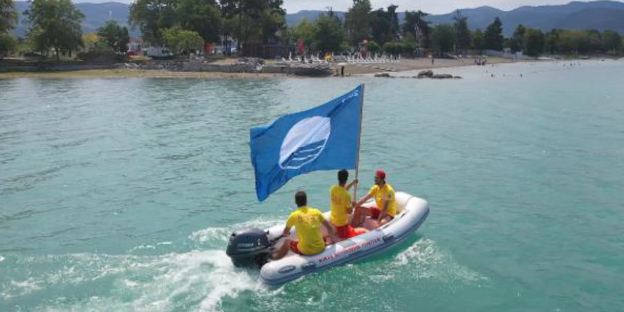 Bursa'nın ilk mavi bayrak alan plajı İznik Gölü'nde