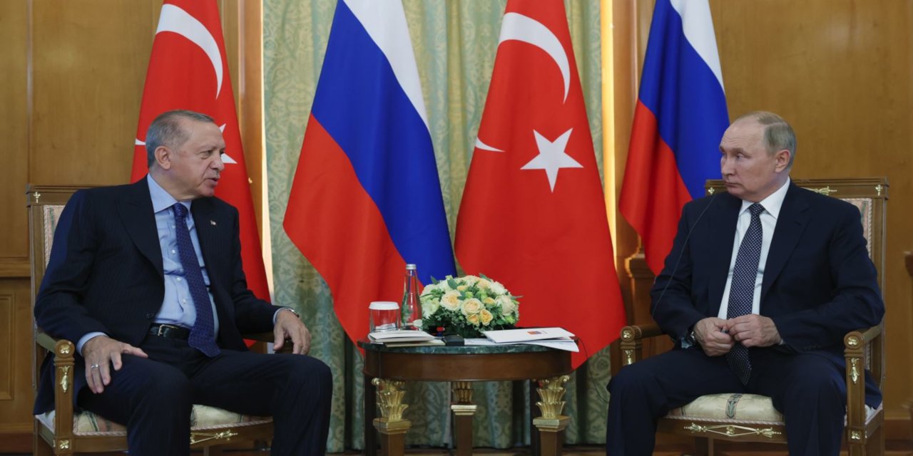 Erdoğan, Putin'in Esad'ı işaret ettiğini söyledi ve MİT ile El Muhaberat'ın çalıştığını açıkladı