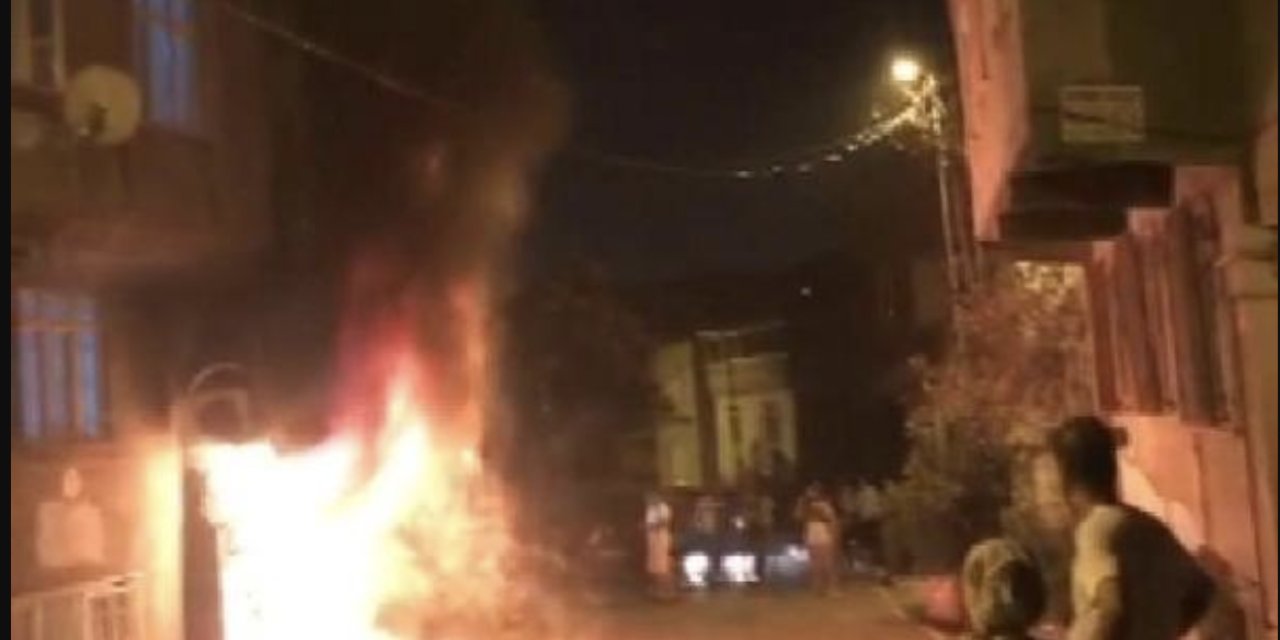 İstanbul'da sokakta ateş açıp, bir dükkanı yaktılar