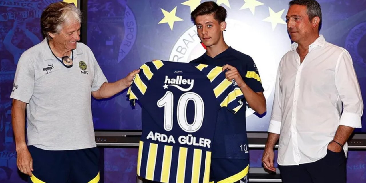 Fenerbahçe 10 numarayı genç yıldızına verdi