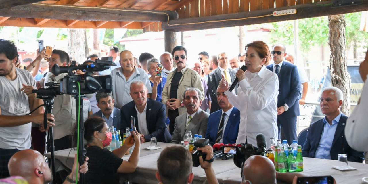 Akşener'den 'elektrik faturası' tepkisi: 60 bin 264 lira, bunu gördükten sonra konuşmanın anlamı yok