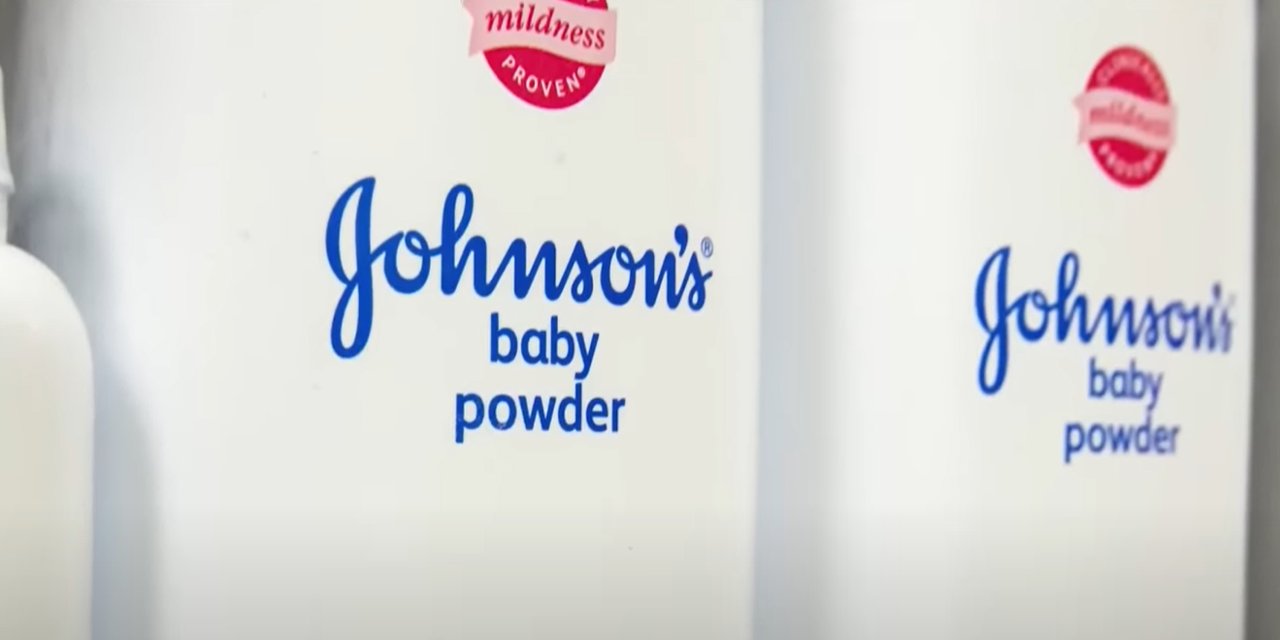 Johnson & Johnson 130 yıllık talk pudrasının satışına son veriyor