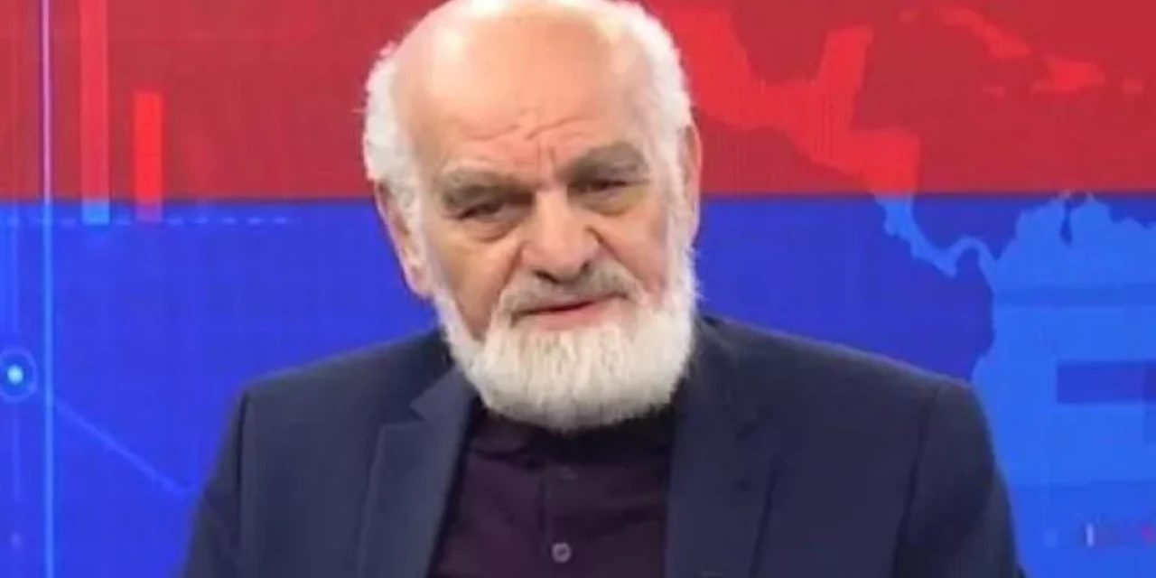 Mustafa Karahasanoğlu öldü