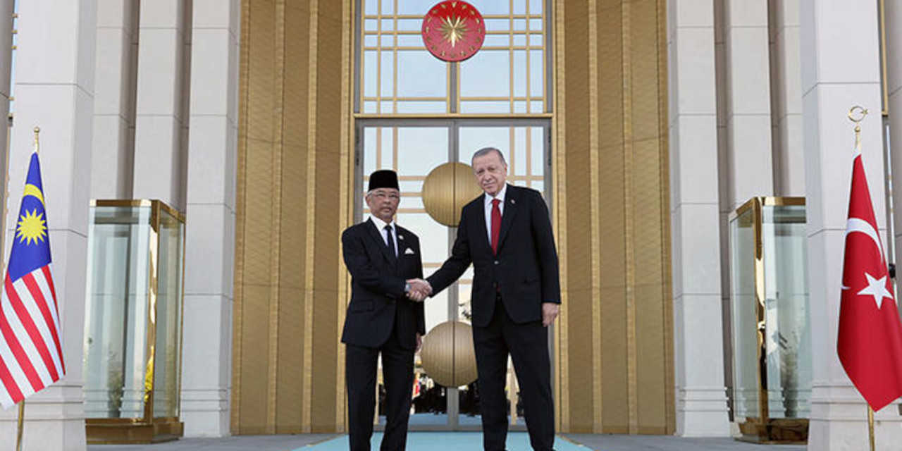 Malezya Kralı Sultan Şah, Cumhurbaşkanlığı Külliyesi'nde resmi törenle karşılandı