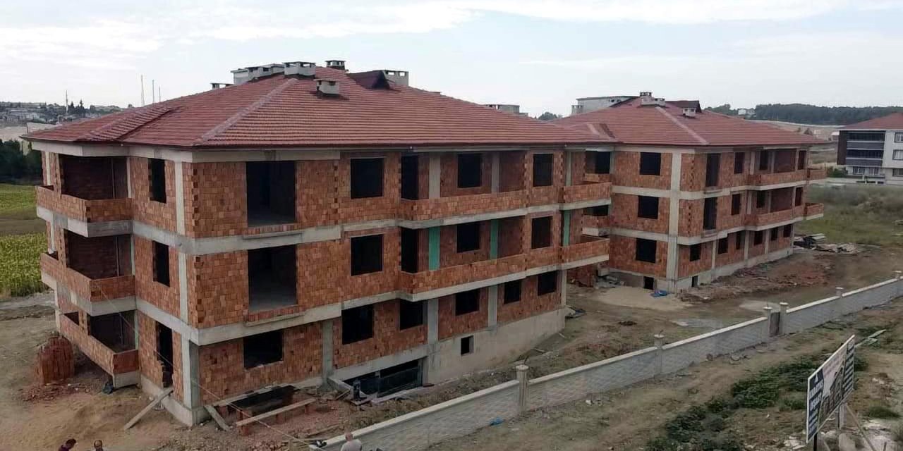27 dairelik inşaat için 'sağlam' raporu verilen beton, 'kullanılamaz' çıktı
