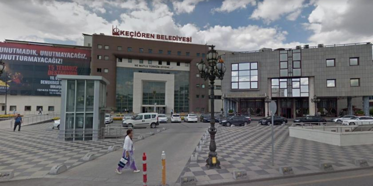 AKP'li Keçiören Belediyesi çalışanlarından arabasındaki yurttaşa: 'Burada içki içemezsiniz'