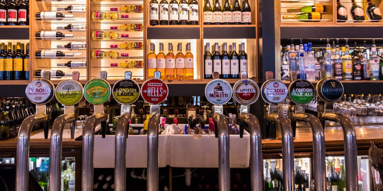 İngiltere’de birçok pub enerji krizi yüzünden kapanabilir