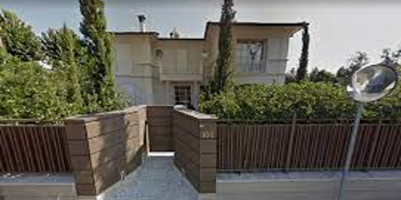 İddia: Zelenskiy İtalya'daki villasını Ruslara kiraladı
