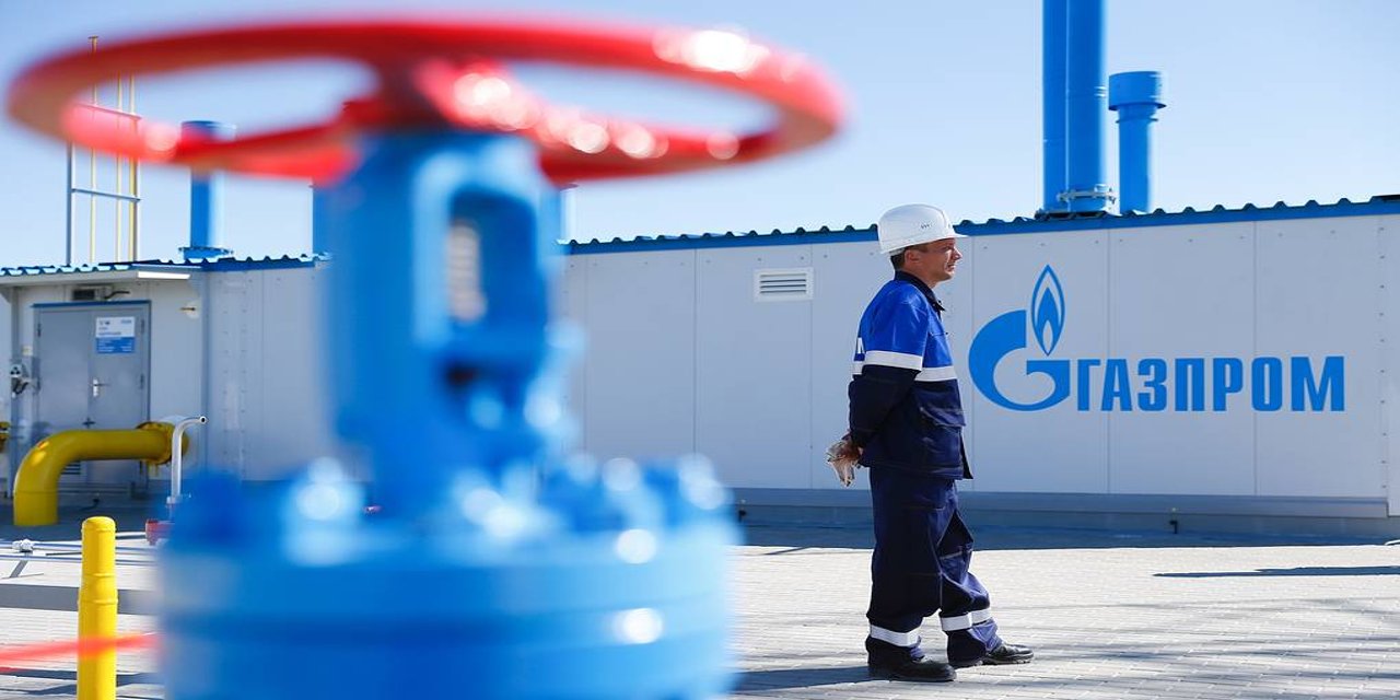 Gazprom Avrupa'ya gaz akışını 'süresiz' kestiğini duyurdu