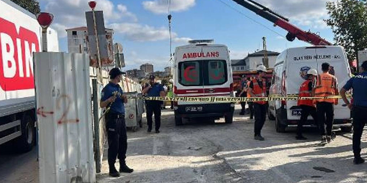 İstanbul'da metro inşaatında vinç devrildi: İki işçi hayatını kaybetti