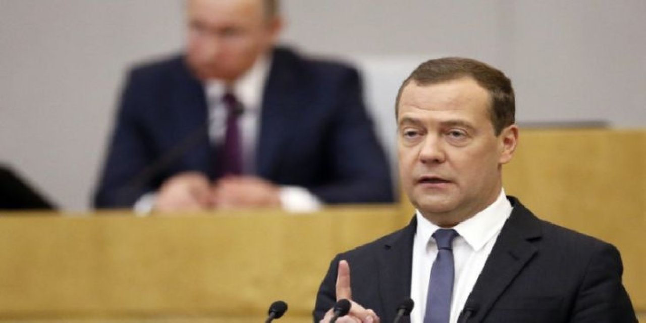 Medvedev'den 'Nükleer silah' açıklaması