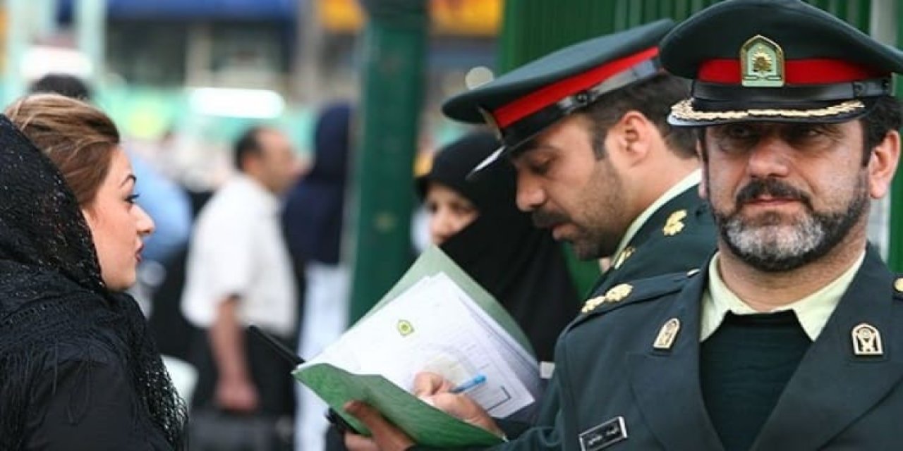 İran’daki ‘ahlak polisi’ anlatıyor: Sanki rehberlik etmeye değil ava gönderiliyoruz