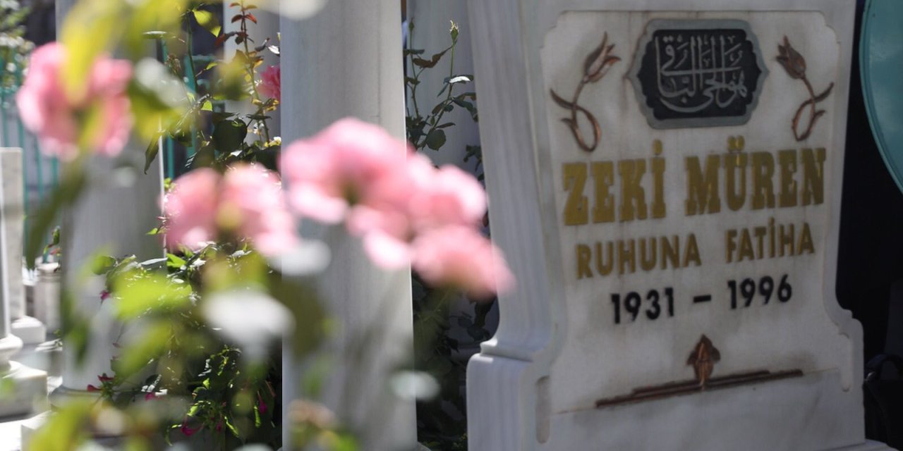 Sanat Güneşi Zeki Müren ölümünün 26'ncı yılında mezarı başında anıldı